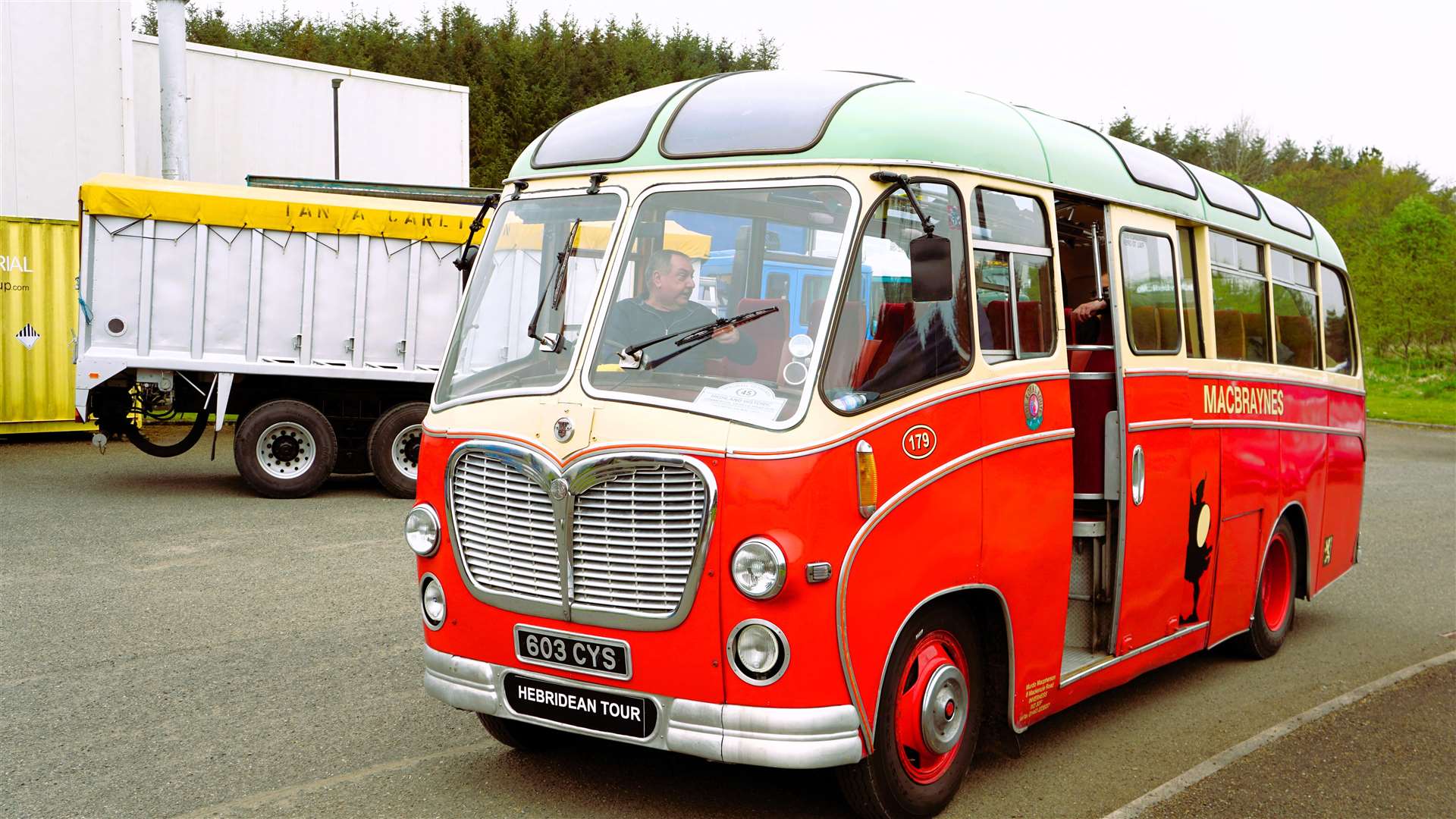 The Macbraynes historic bus dating from the early 1960s in action. Picture: DGS