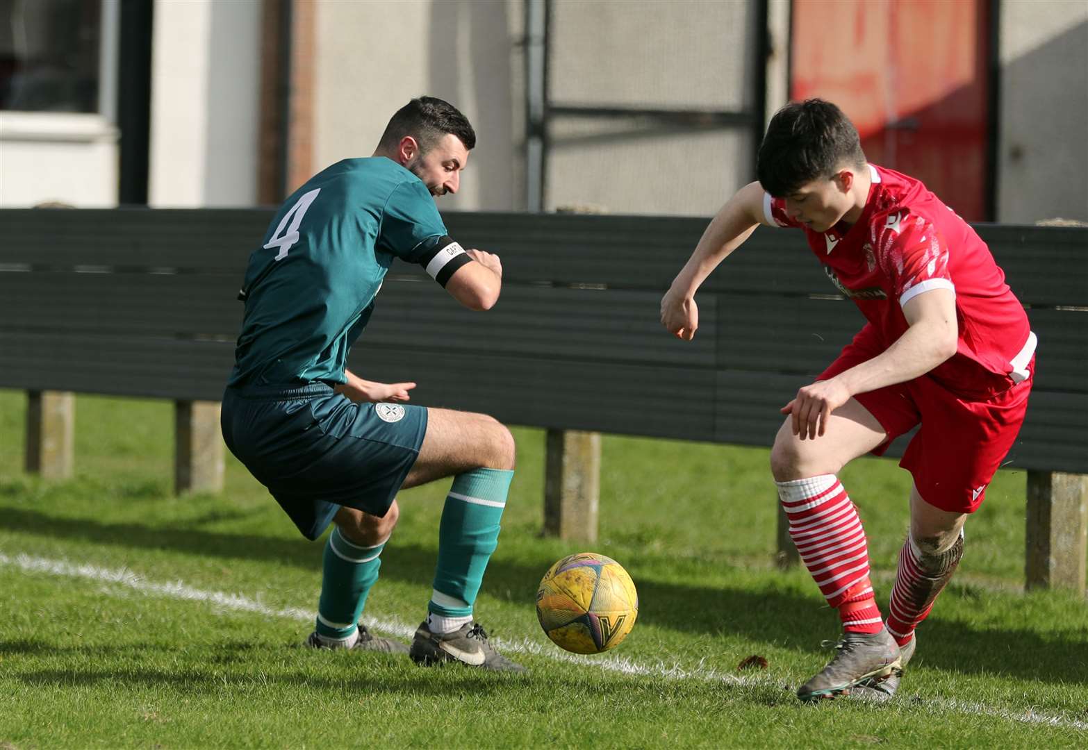 Thurso's Mark McCoustra gets the better of Bonar defender Jack Traynor during the recent clash at the Dammies. Picture: James Gunn