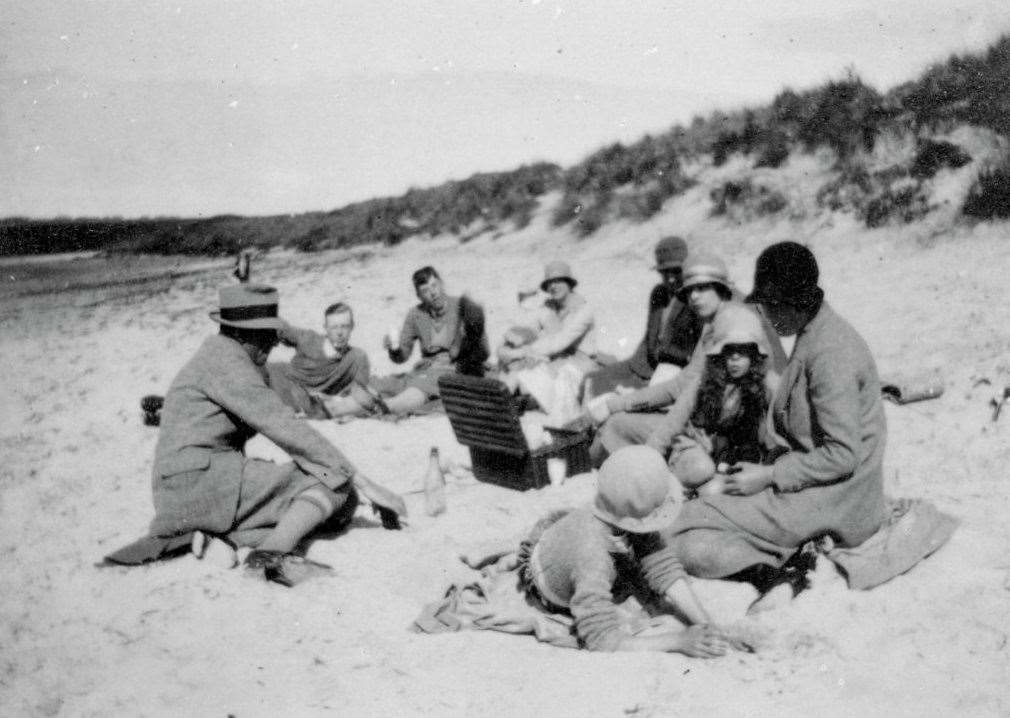‘A merry lunch on the lovely sands of Dunnet Bay’ - August 22, 1927.