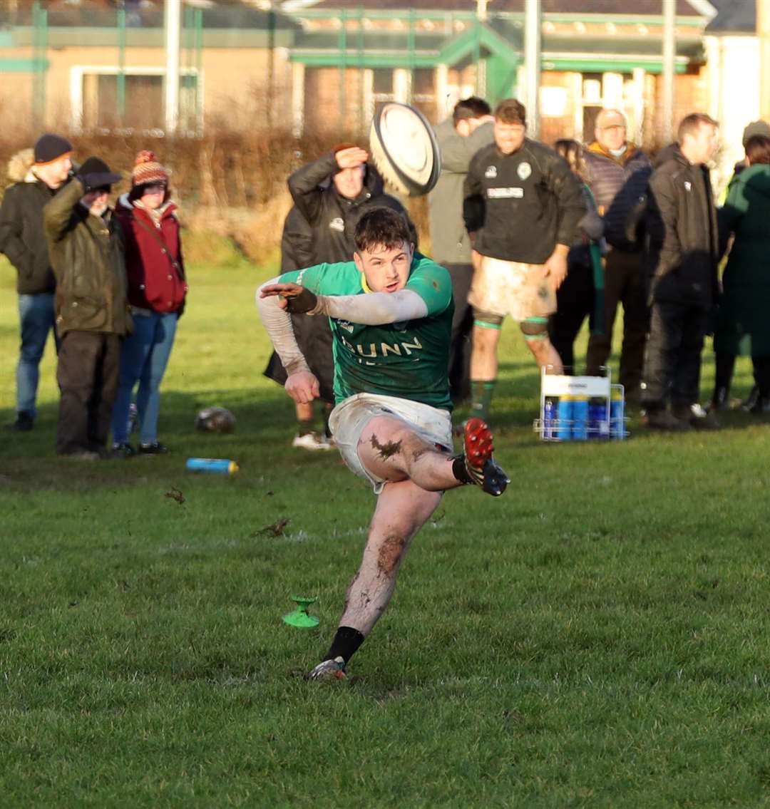 Cameron Ryder failed with this conversion attempt. Picture: James Gunn