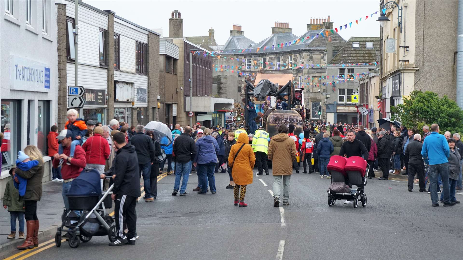 Procession of floats and fancy dress for Wick Gala Week 2022. Picture: DGS