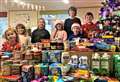 Thrumster kids fly the FLAG with big foodbank donation 