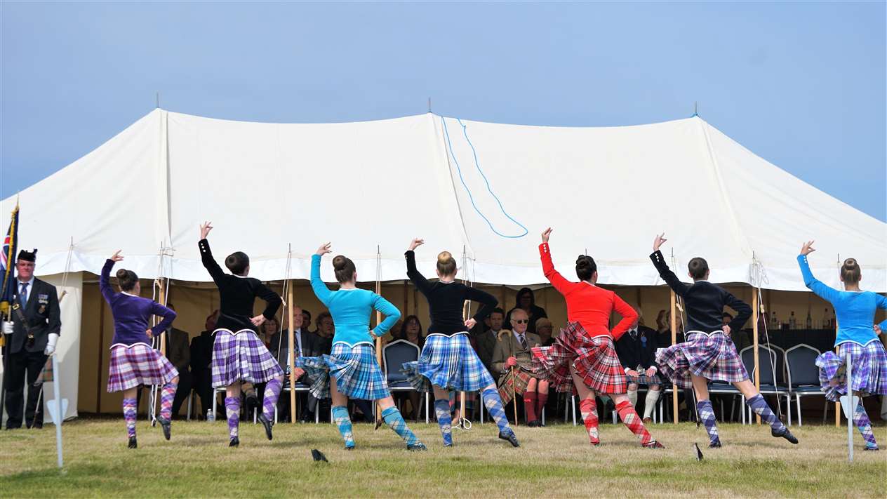 Tanya Horne School of Dancing performers provided entertainment for the King. P. Picture: DGS