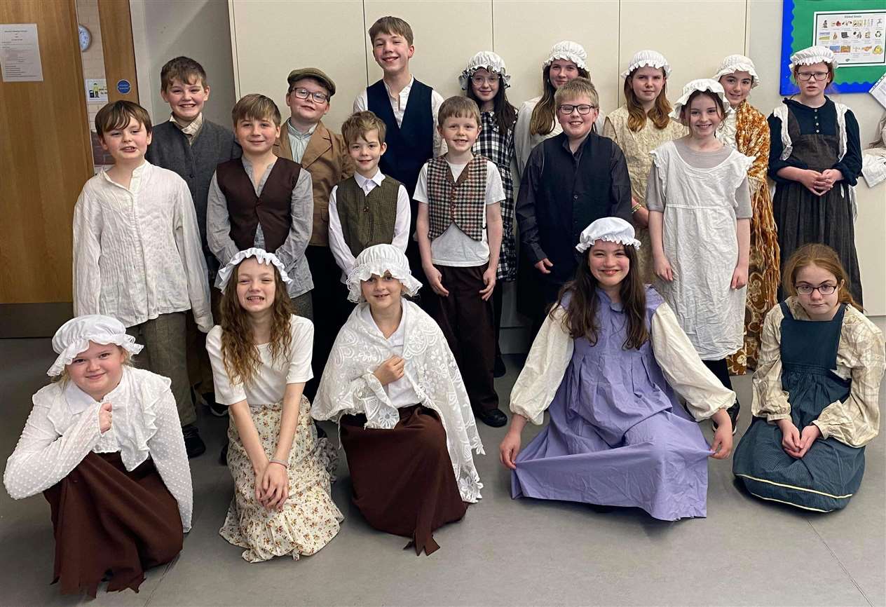 P5-7 all dressed in their Victorian attire.