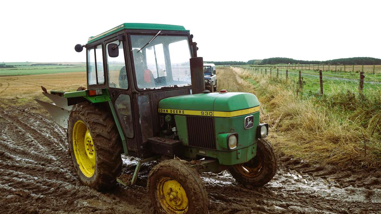 Classic John Deere tractor heads off. Picture: DGS