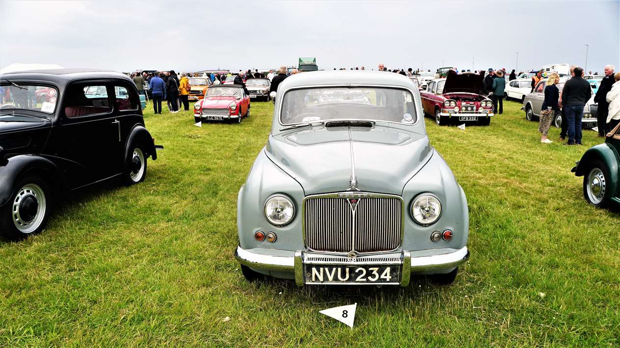 Robin Wybrew's 1953 Rover 75. Picture: DGS