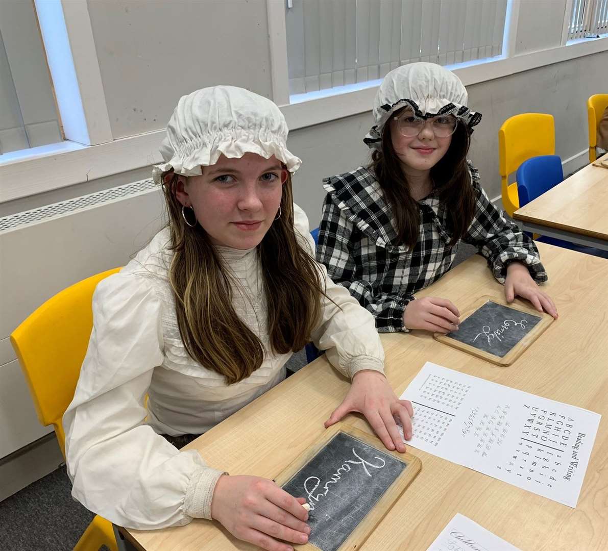 P7 girls (from left) Kamryn Mackay and Emily Farquhar.