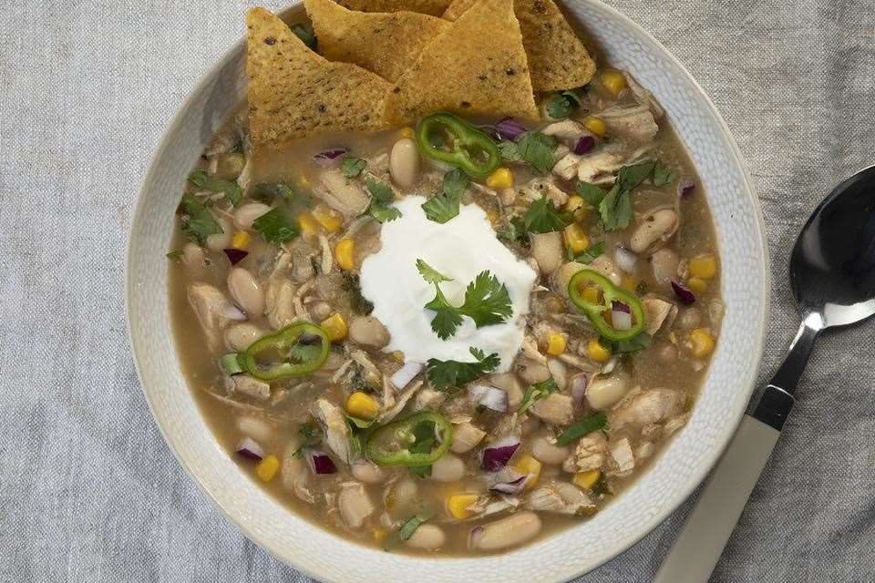 Slow cooker chicken and white bean chilli.