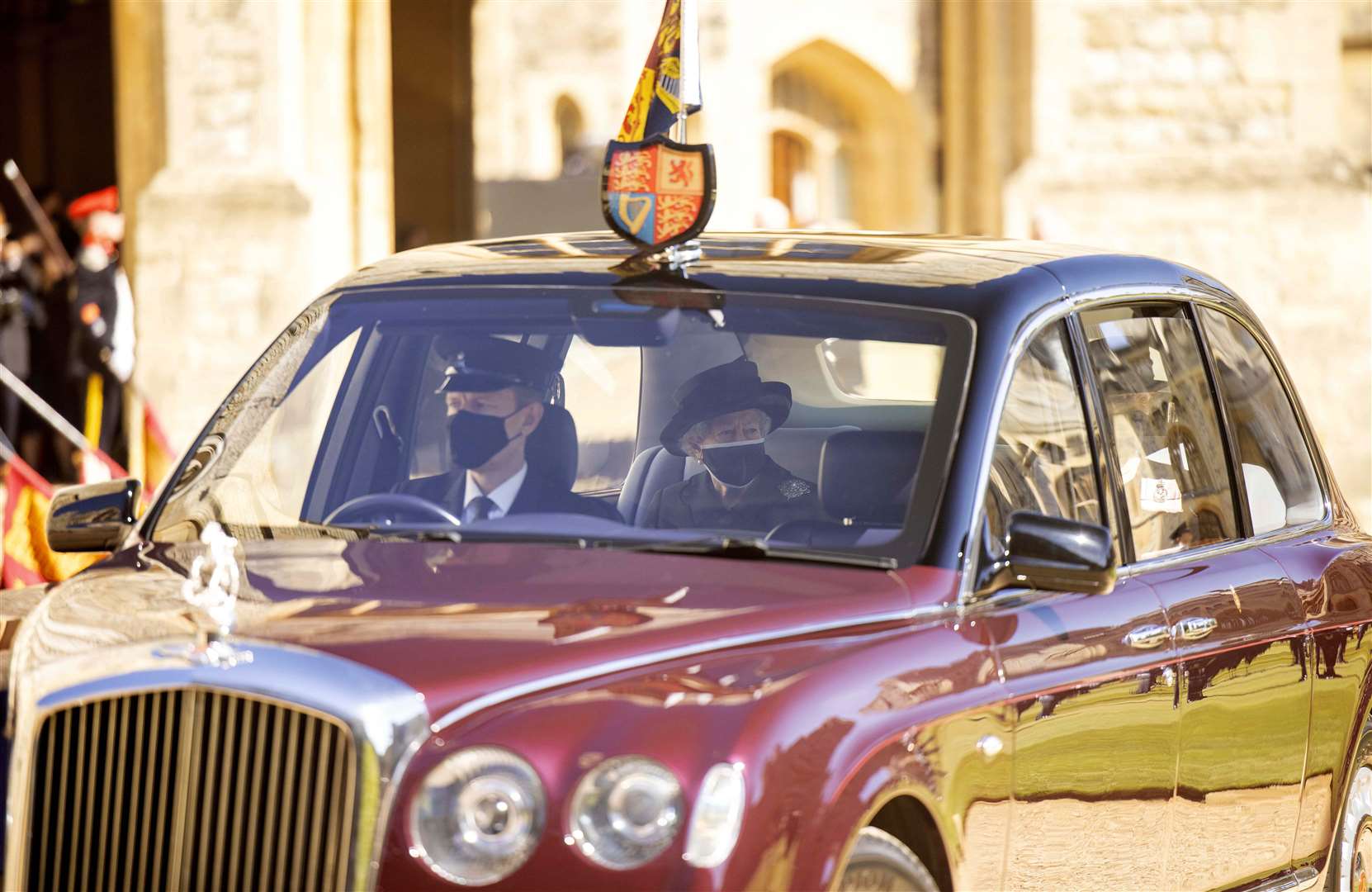 The Queen arrives ahead of the funeral (Ian Vogler/Daily Mirror/PA)
