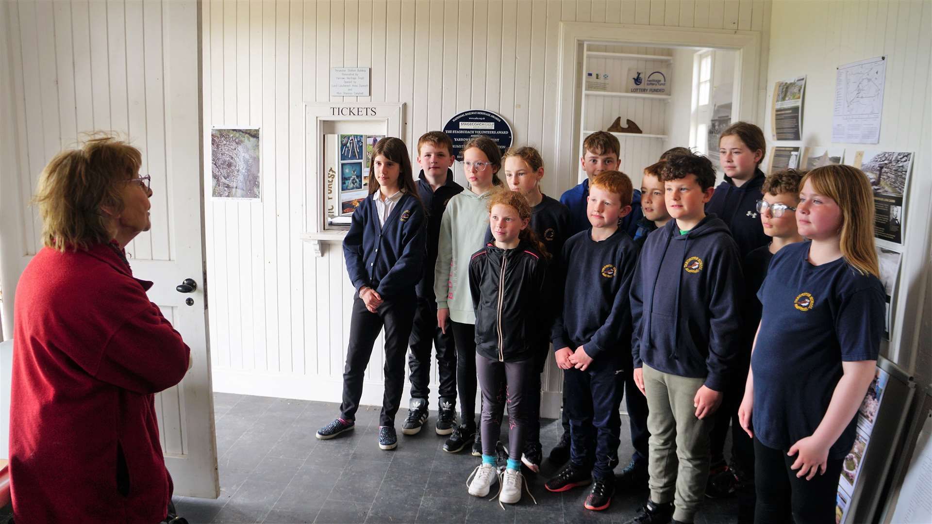 Marjory Scott from Wick told the children about her memories of the old railway that ran from Lybster to Wick and read out one of her poems. Picture: DGS