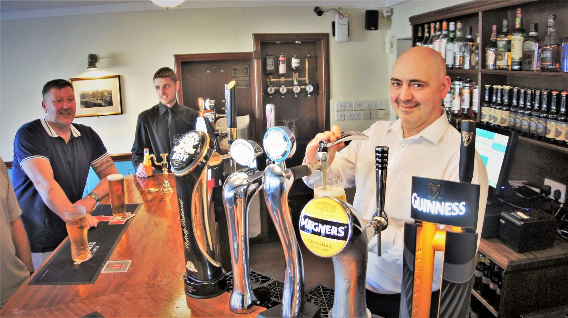 Steven Swan pulling a pint before lockdown. He urges the public to 'buy a meal for those that heal'. Pictures: DGS