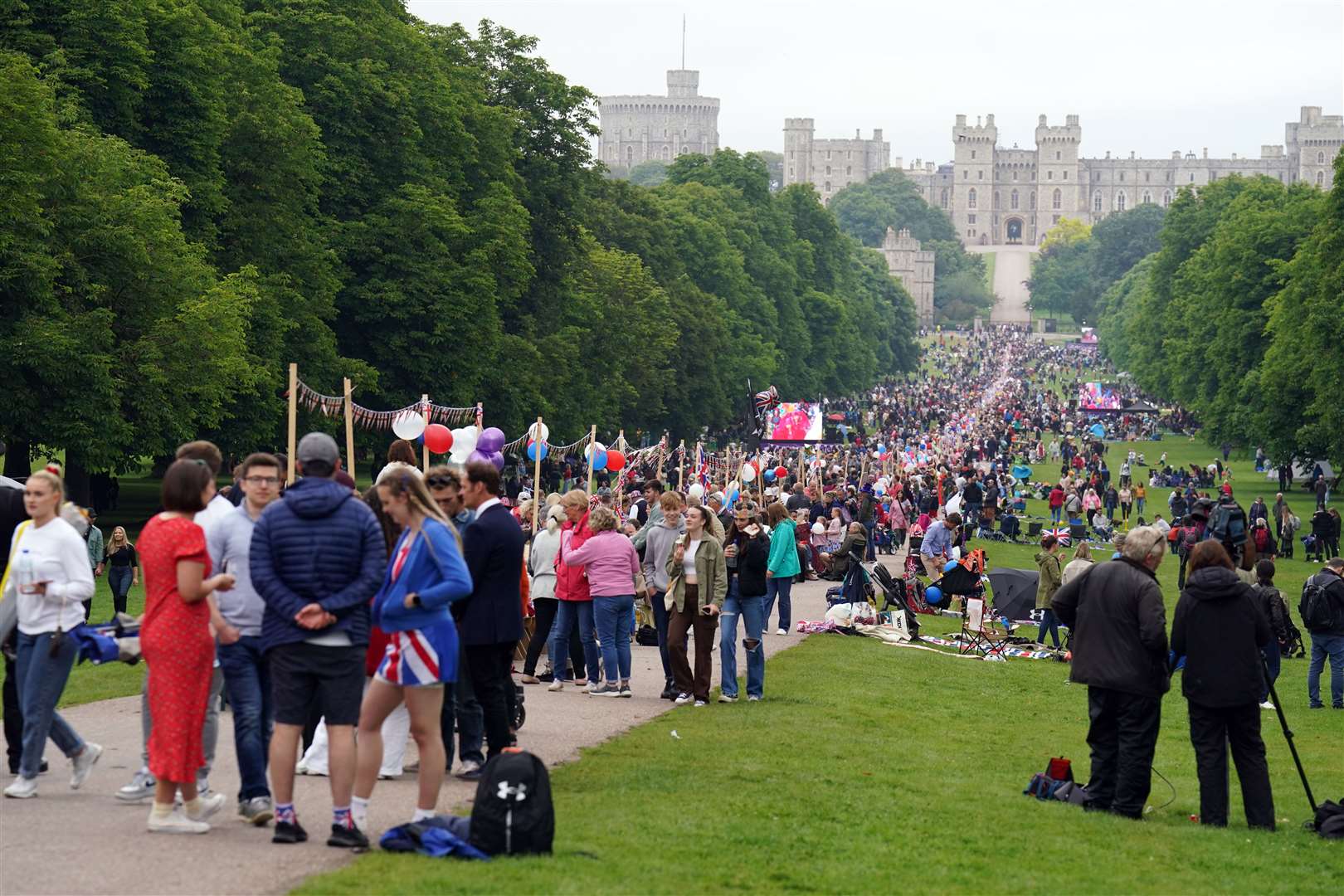 Members of the local community participate in the Big Jubilee Lunch (Steve Parsons/PA)