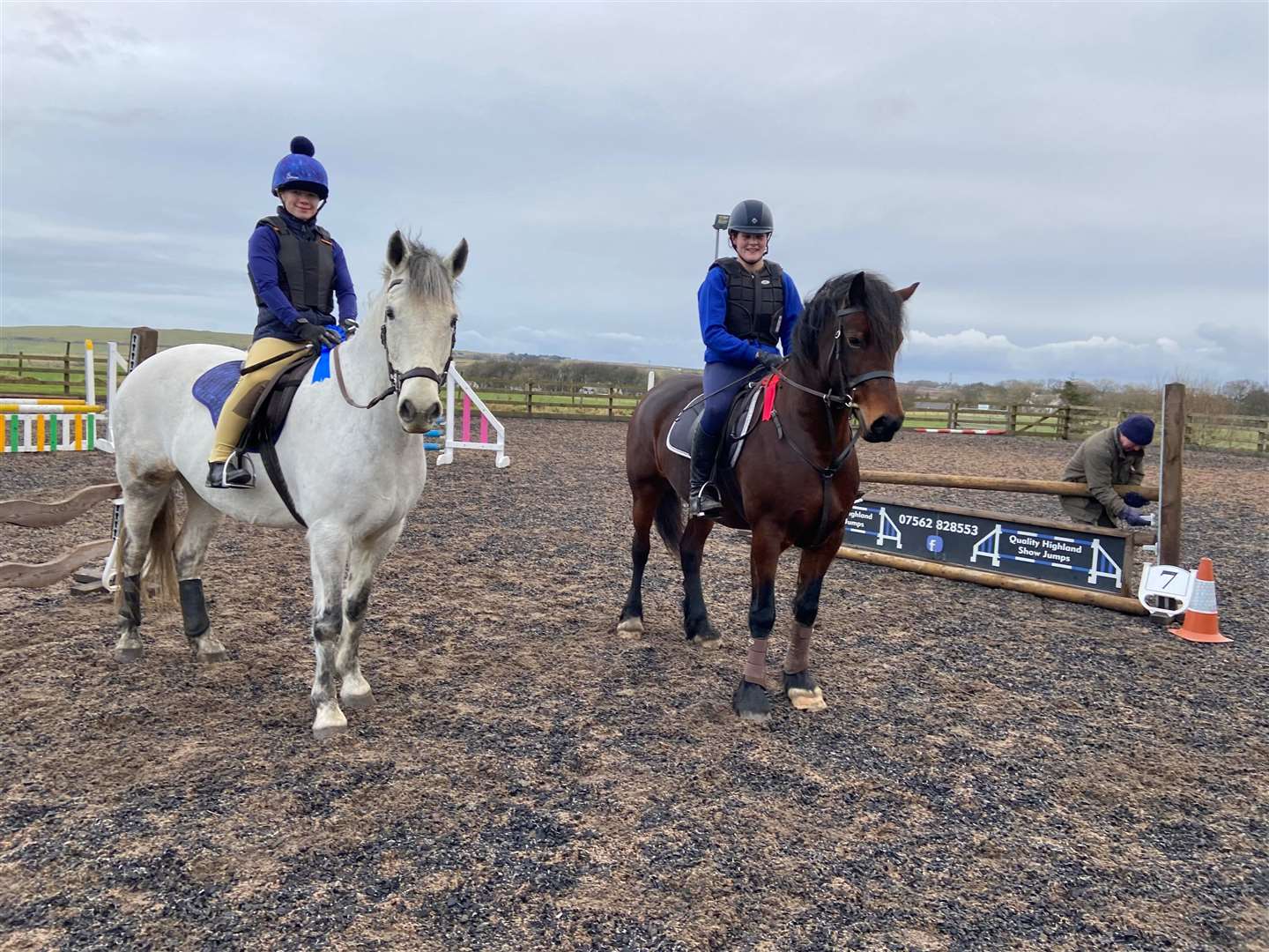 Leoni Kennedy on Derry (left) and Morven Mackenzie on Cilla.