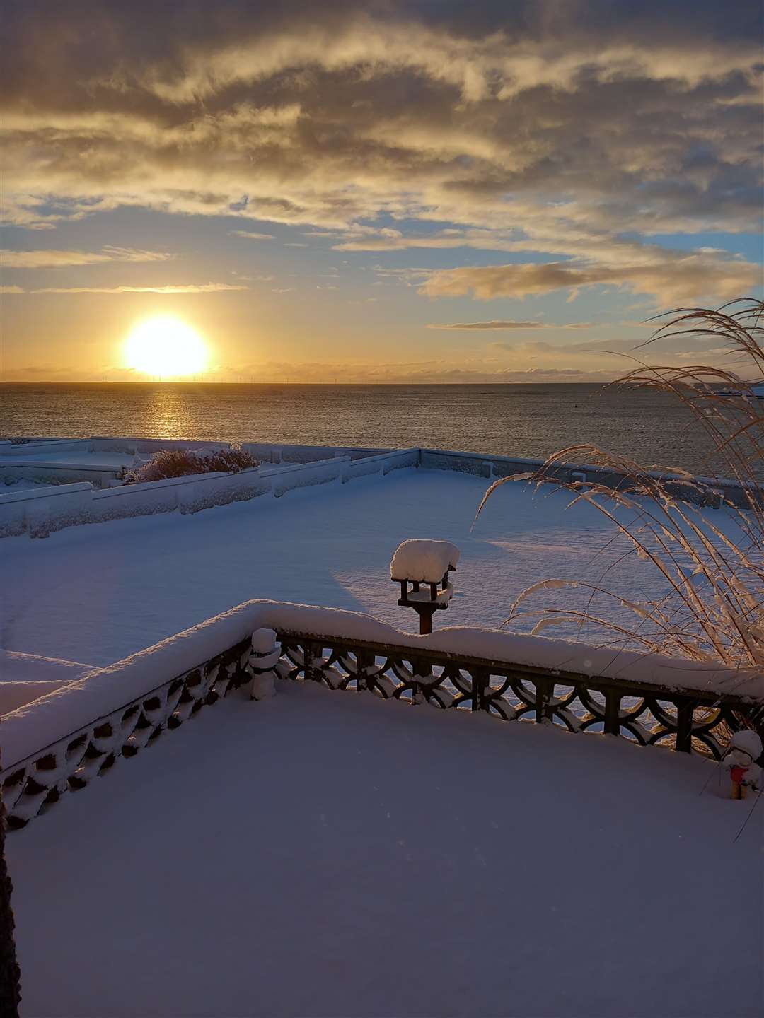 Raymond Macdonald sent this photograph of the sunrise in Wick in the snow.