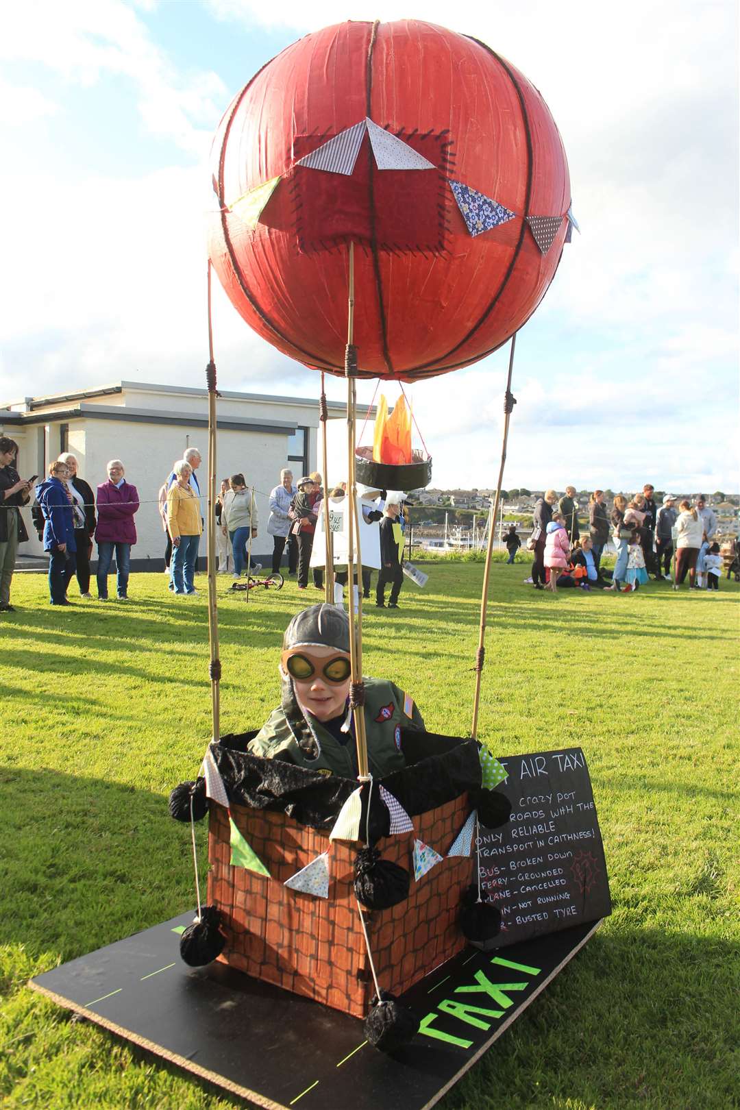 First prize winner Devon Manson (6) ready to take off as a hot-air taxi. Picture: Alan Hendry
