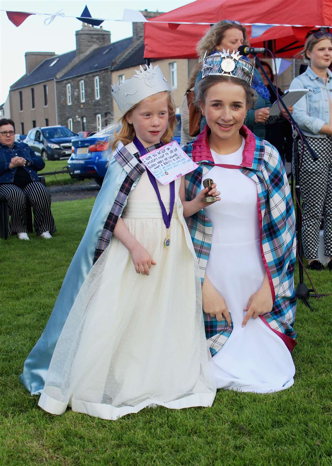 Gala queens at the double: Abby Dunbar, Wick's 2023 gala queen, with six-year-old Dakota McBeth, one of the winners in the fancy-dress parade. Picture: Alan Hendry
