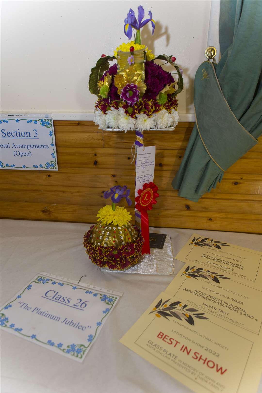 The trophy for the best exhibit in the flower show went to Hilary Butcher, Campbell Avenue, Dunbeath, with her exhibit – The Queens Jubilee. Picture: Robert MacDonald/Northern Studios