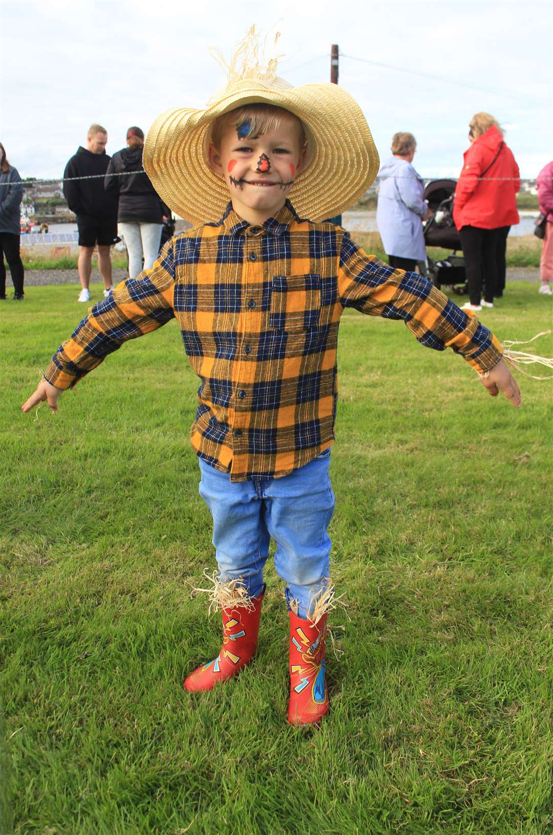 Four-year-old Izaak Oliphant was awarded first prize in his age group for his scarecrow outfit.