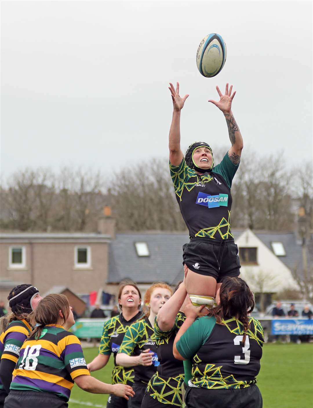 Helen Richard wins a lineout ball unchallenged against Cartha Queen's Park Claymores. Picture: James Gunn
