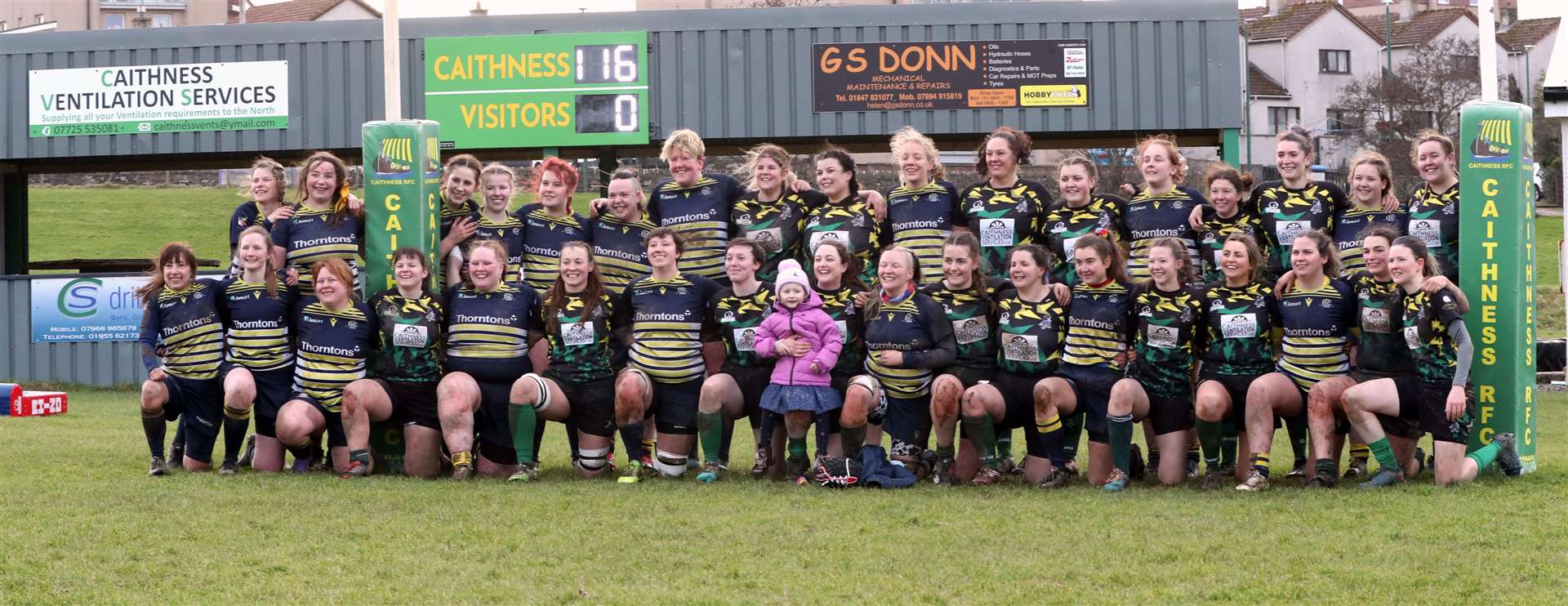 Caithness Krakens and Dundee Valkyries 2nd XV get together for a group photo at Millbank. Picture: James Gunn