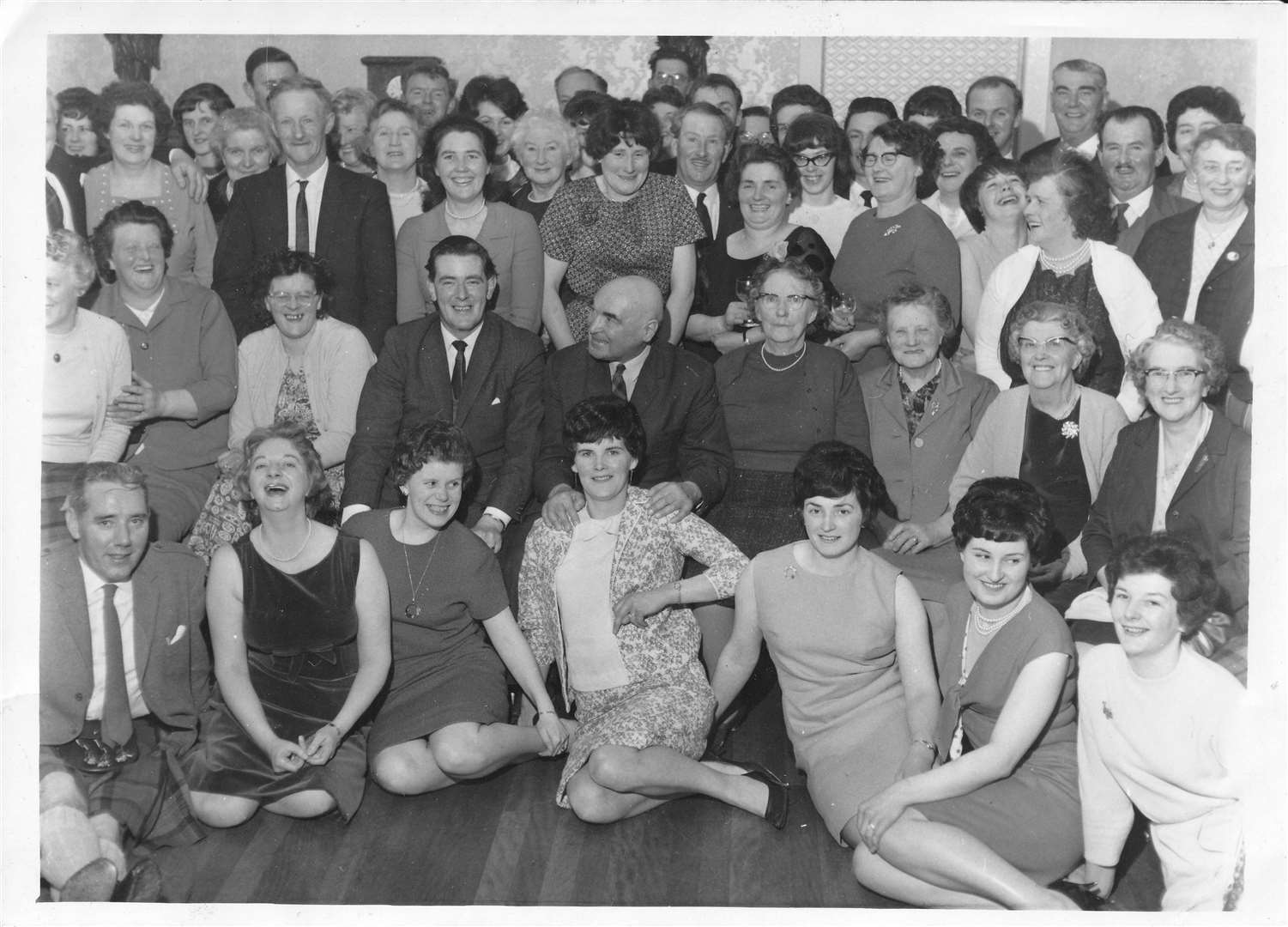 A Clan Gunn gathering in the early 1960s. (Margaret Gunn)