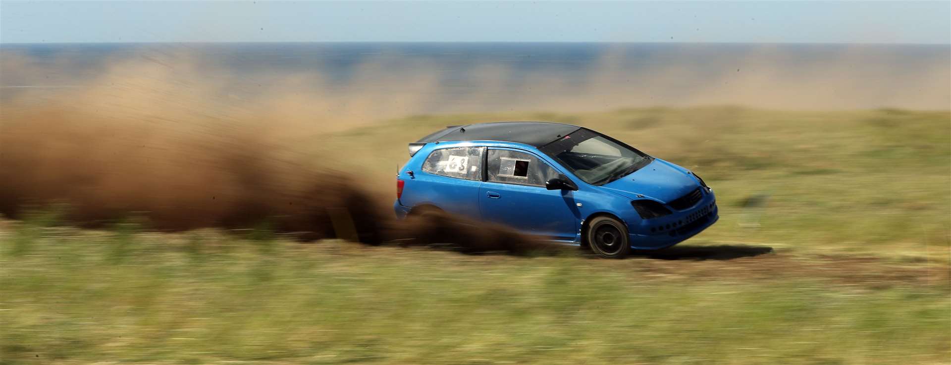 Olly Scott (Honda Civic Type R) putting on a burst of speed. Picture: James Gunn