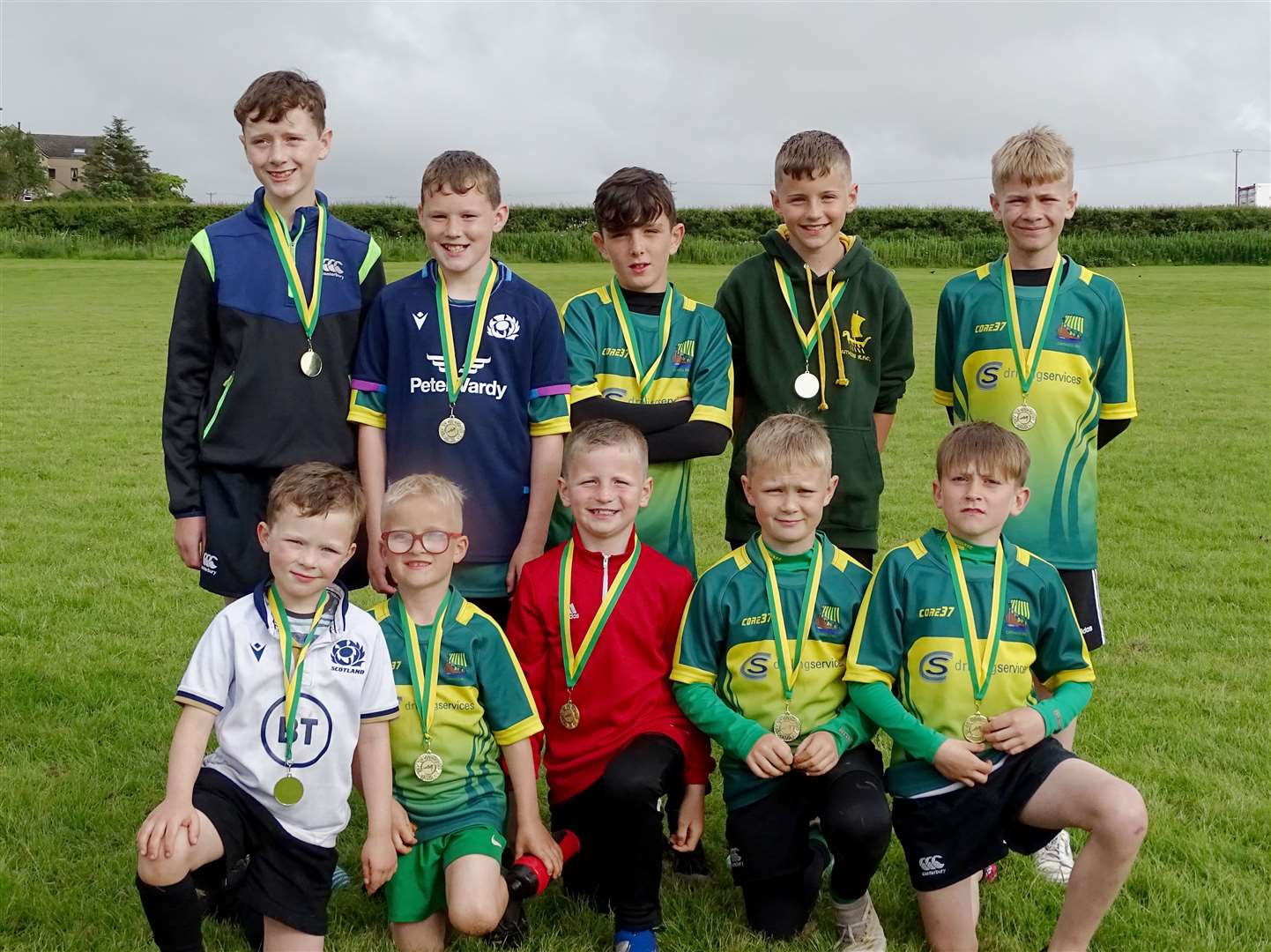 Caithness minis show off their medals. Picture: Anja Johnston