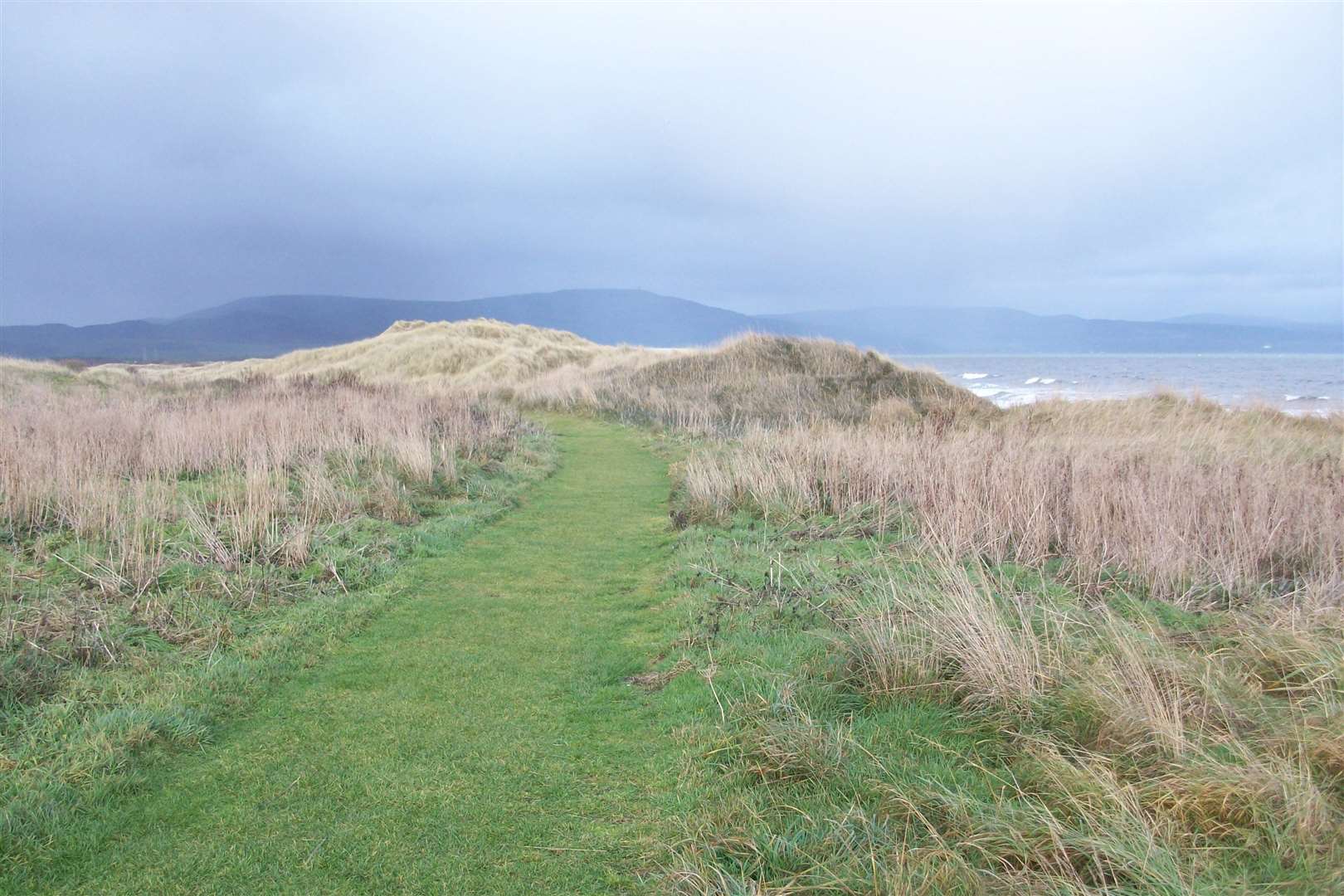 A walking path at Coul Links.