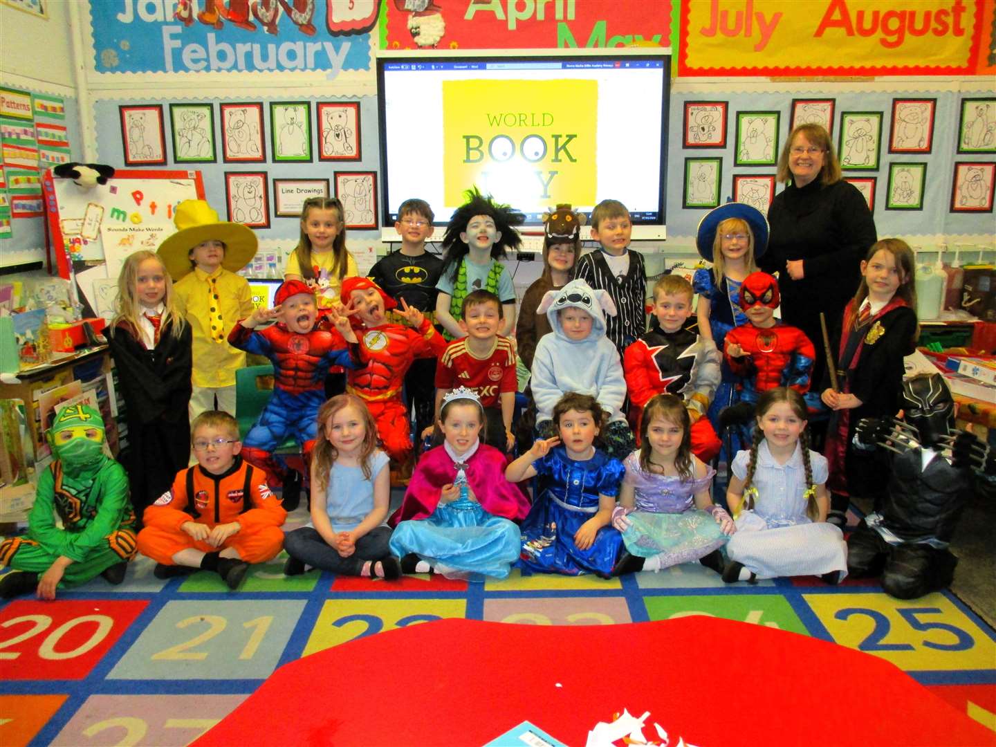 P1 teacher, Norma Mackie and her P1 class all set for World Book Day. Picture supplied