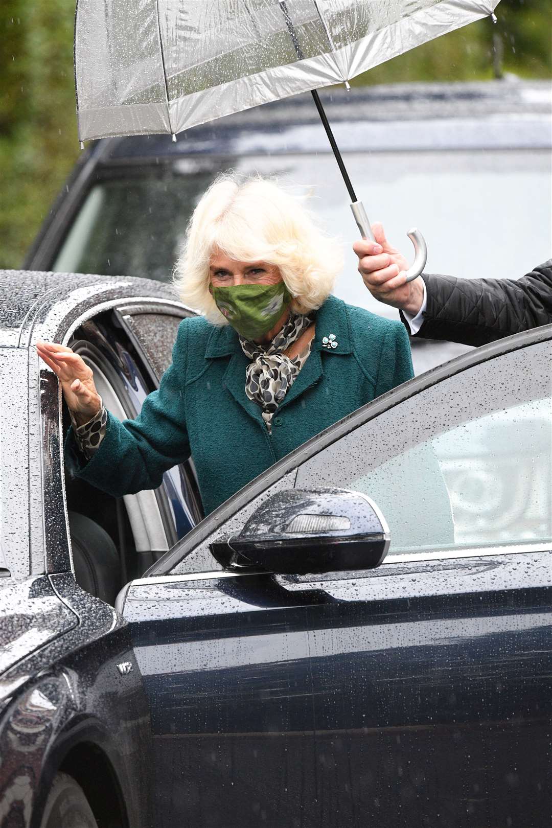 Camilla wore a face mask during her visit to Northern Ireland (Tim Rooke/PA)