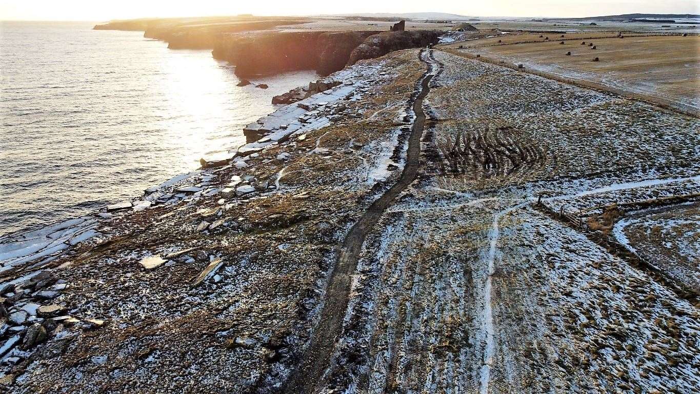 Drone shot of the path taken by Willie Watt. Some of the Grey Bools rocks can be seen at the bottom left area.