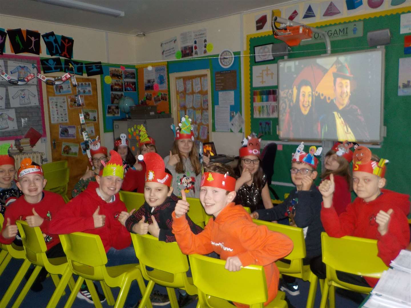 The panto was enjoyed by P6/7 pupils at Castletown Primary School.