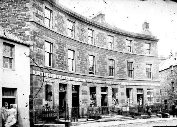 Right: Stafford Place around 1875, close to its original state with the railings and stairwells still intact. Photo: Reproduced by kind permission of the Wick Society, Johnston Collection.
