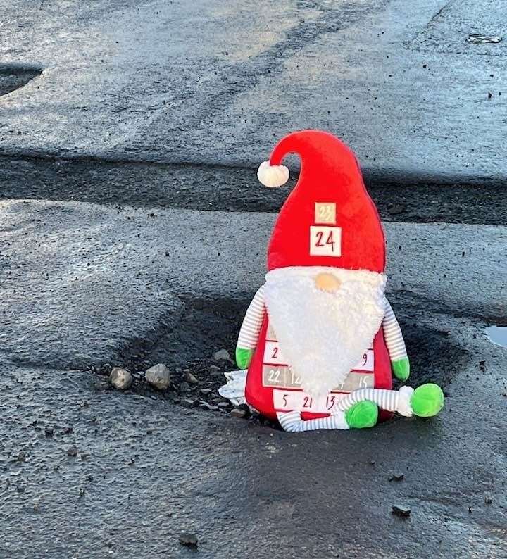Eswyl Fell took this picture of a Santa gonk in a pothole on Girnigoe Street in Wick.