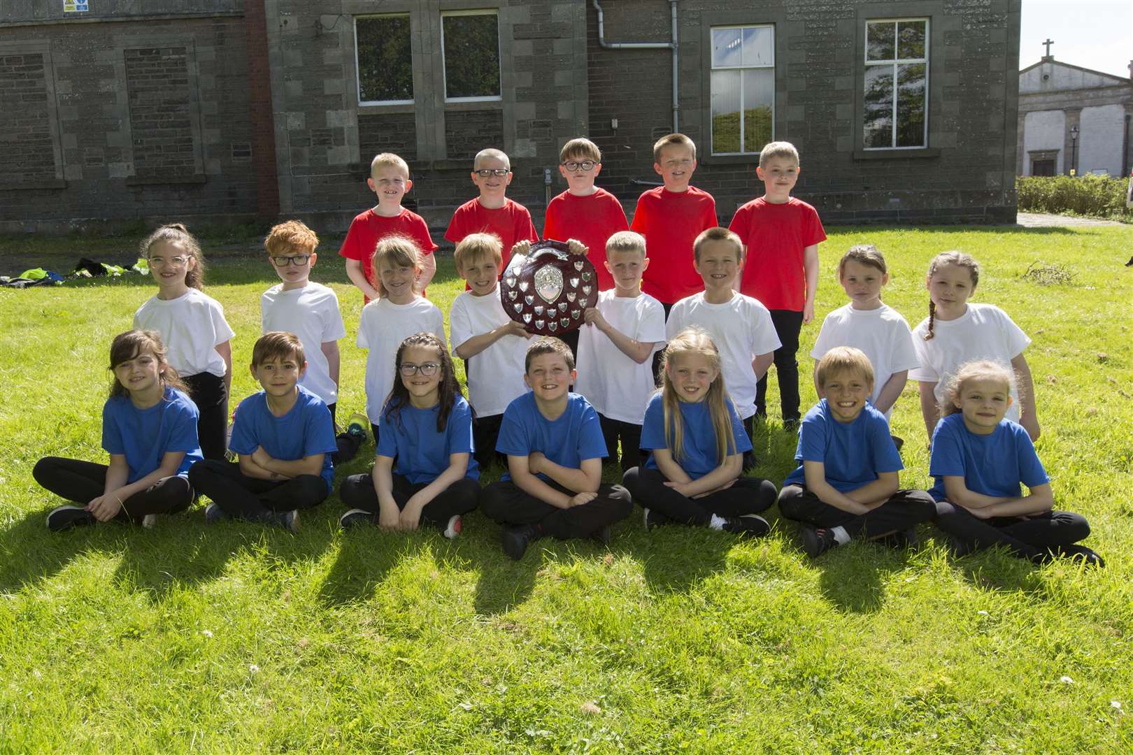 Noss P3Y won the Ross Swanson Shield for popular song, P1-3. Picture: Robert MacDonald / Northern Studios