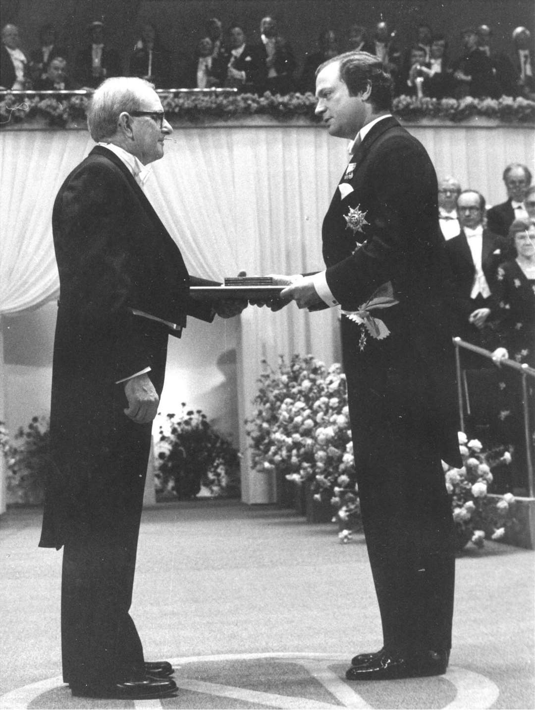 Allan MacLeod Cormack receiving the Nobel Prize from the King of Sweden in December 1979. Picture: Torgny Greitz