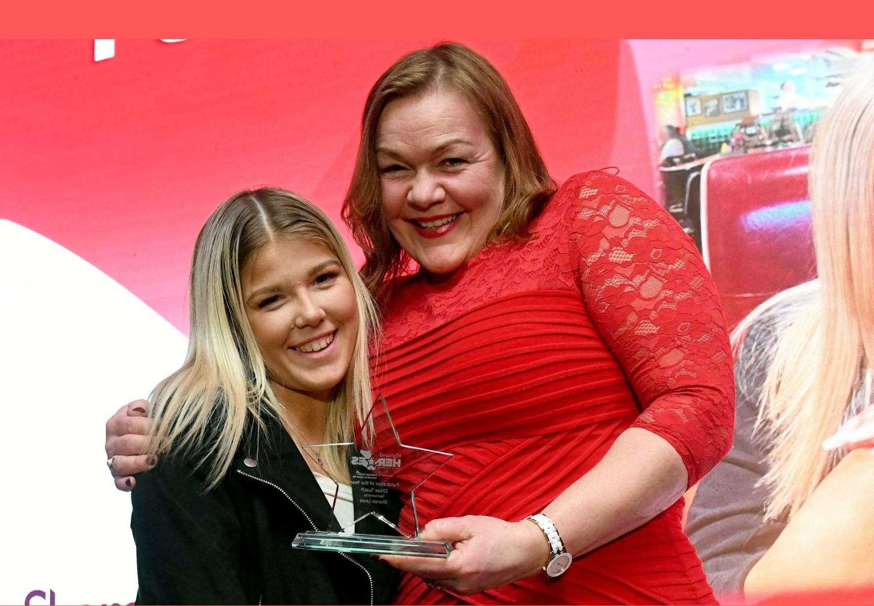 Chloe Tuach received her 2023 fundraiser award from Jeni Alexander, director at sponsor Sharon Leon Home Floorings. Pictures: James Mackenzie