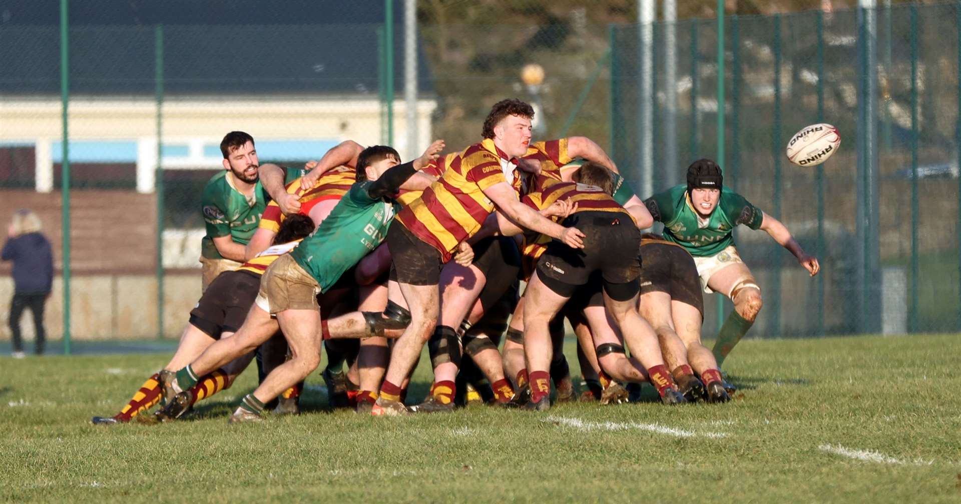 Euan MacDonald just fails to prevent an Ellon player from passing the ball from a scrum. Picture: James Gunn