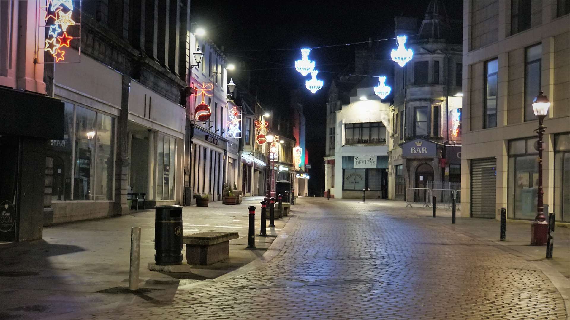 Empty Wick town centre on New Year's Eve last year after the annual celebration was cancelled due to Covid restrictions. Picture: DGS