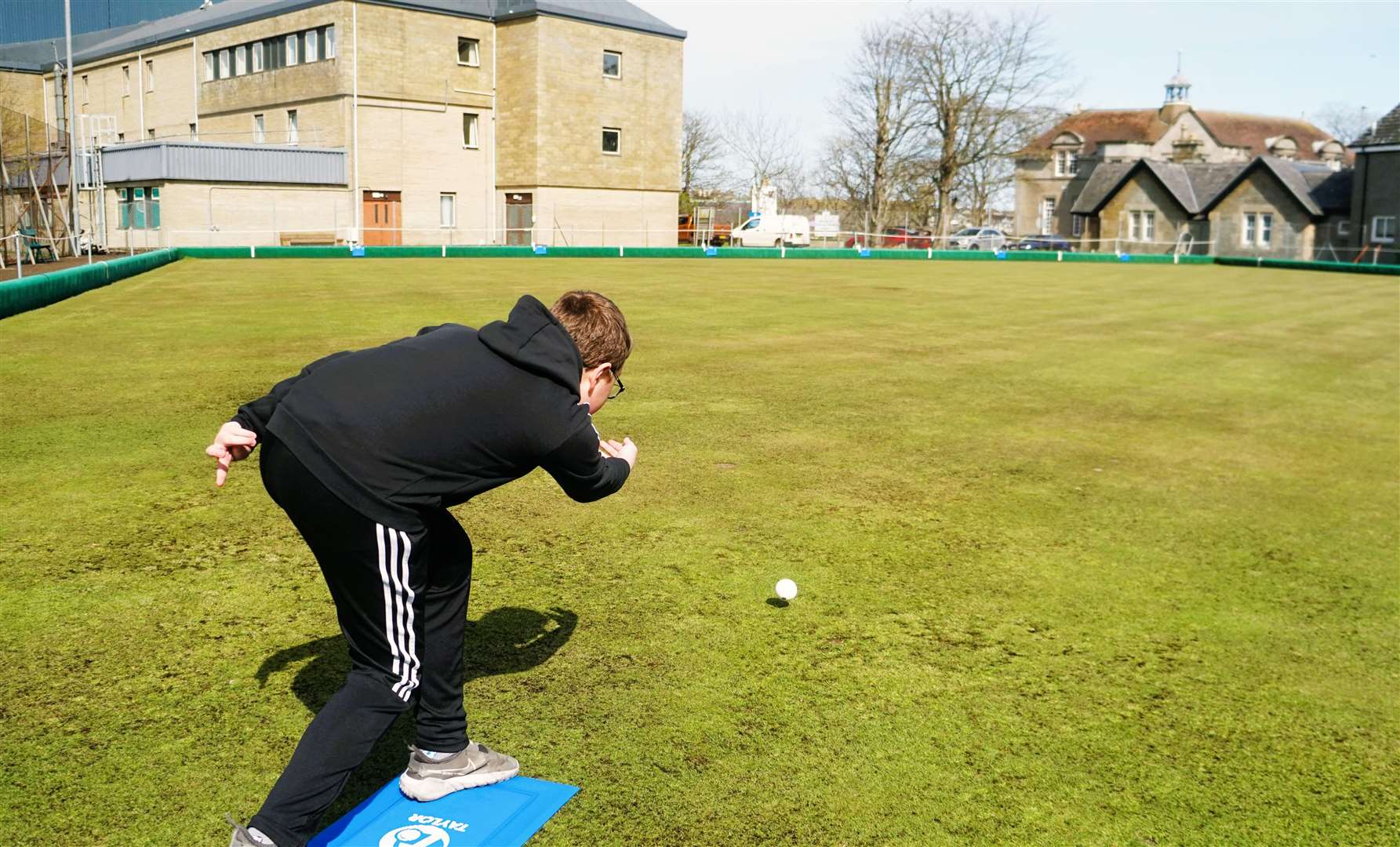 Jamie Coull (11) throws the first jack. Picture: DGS
