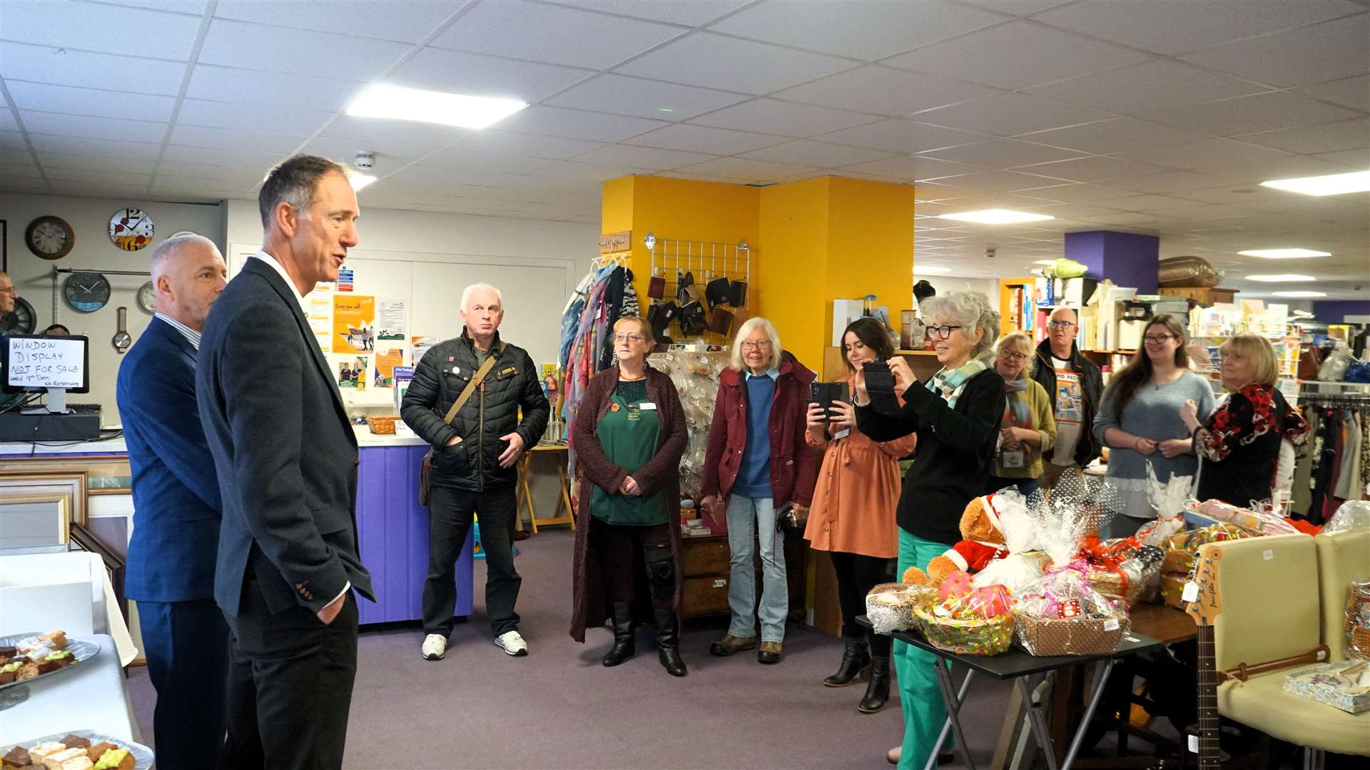 Kenny Steele, chief executive of Highland Hospice, congratulates the staff. Picture: DGS