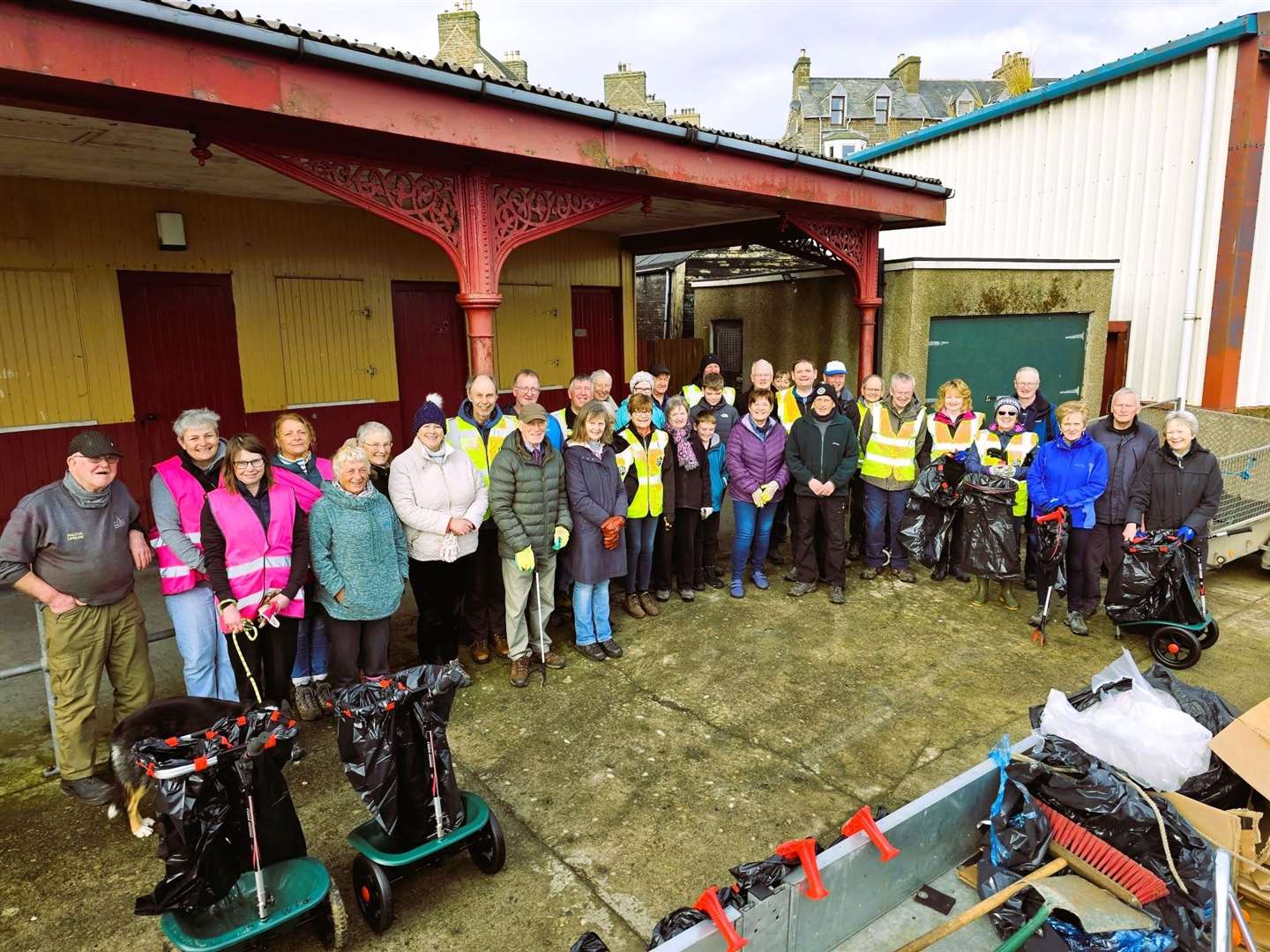 There were 36 volunteers taking part in the litter picking expedition around Wick as part of Keep Scotland Beautiful Spring Clean 2024.