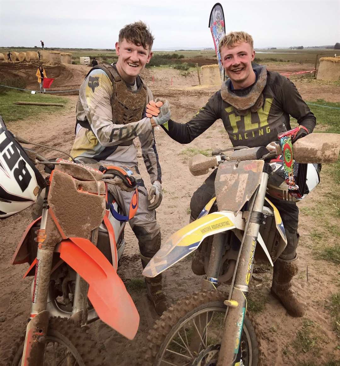 Morgan Robertson (left) at the final race in Tain with last year's winner Owen Hendry.