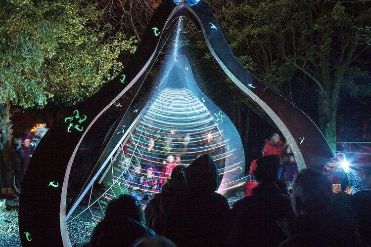 The Pendulum Wave Machine from the Travelling Light Circus, who will be in Kirkwall in February.