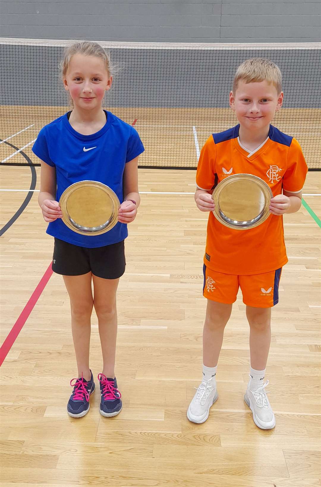 Under-11 girls' winner Sophie Mackay and boys' winner Liam Sinclair.