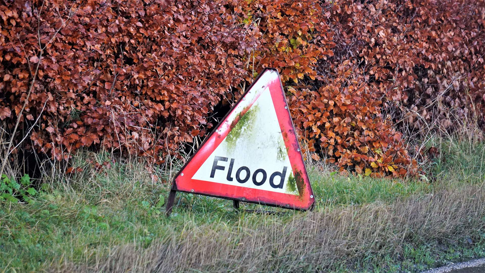 Council workers were busy highlighting areas affected by flooding and part of the Sibster road was closed. Picture: DGS