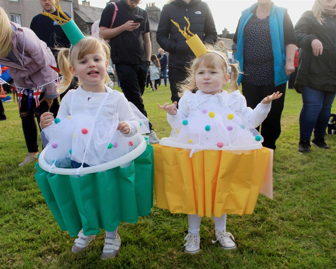 Three-year-olds Isobella Henderson (left) and Evie Manson were dressed as cupcakes.
