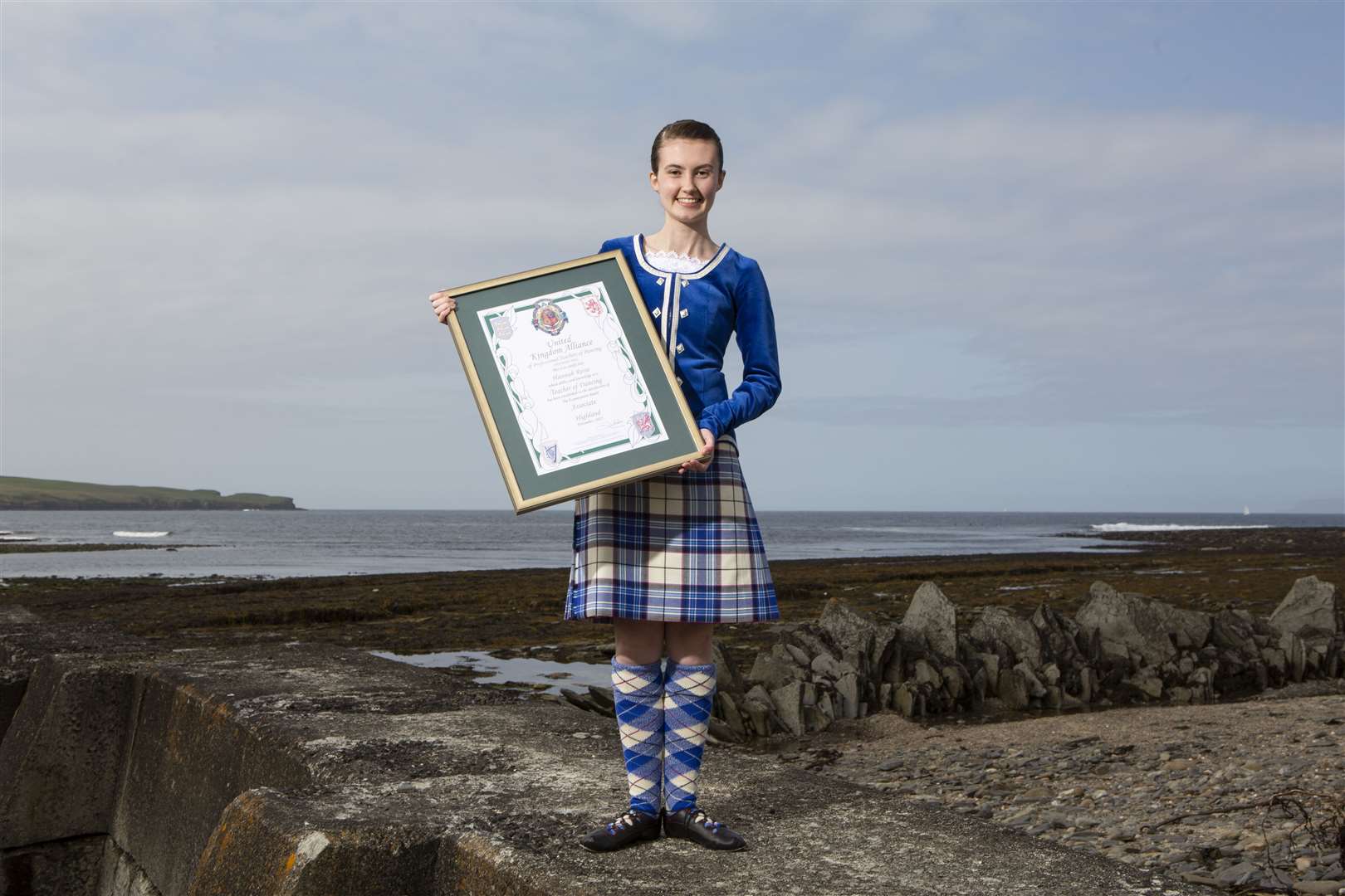 Hannah Rosie with her certificate. Picture: John Baikie.