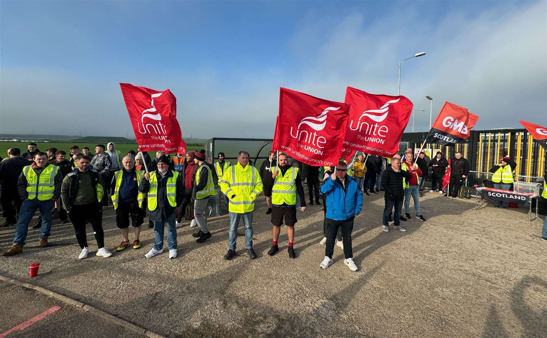Workers from the Unite and GMB unions joined the picket line at Dounreay last month.