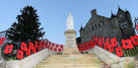 Poppy Display, Poppies, Halkirk War Memorial, Halkirk Village Council, Remembrance Sunday, World War I